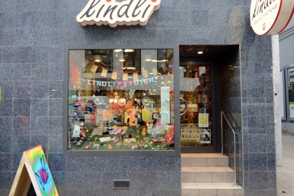 Lindli Gift Ideas Michael Lohmann - SillySuitcase