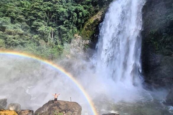 Los Saltos Ecoparque - SillySuitcase