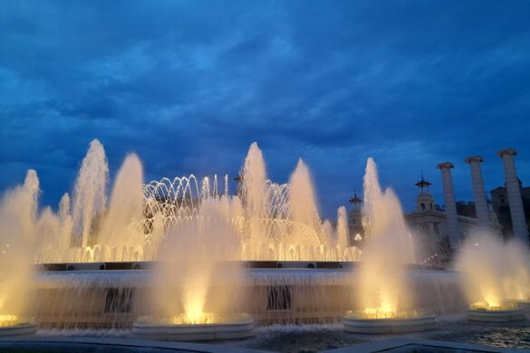 Magic Fountain Of Montju C - SillySuitcase