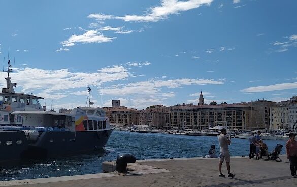 Marseille Free Walking Tour - SillySuitcase