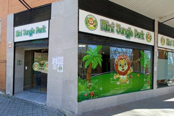 Mini Jungle Park - SillySuitcase