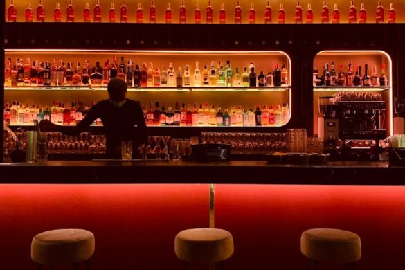 Montana Cocktail Bar Sevilla - SillySuitcase