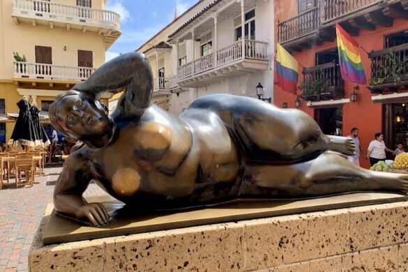 Monumento A Gertrudis - SillySuitcase