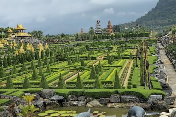 Nongnooch Pattaya Garden - SillySuitcase