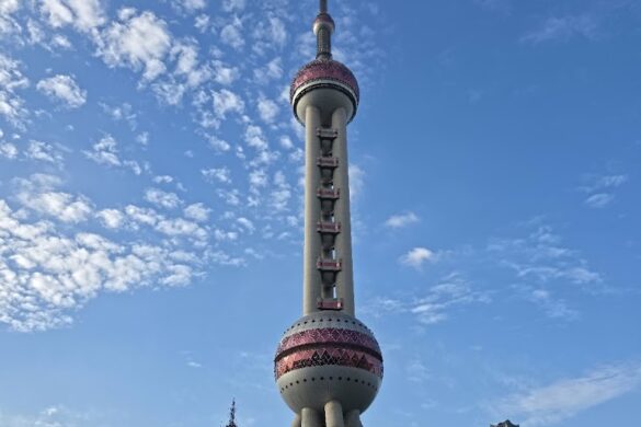 Oriental Pearl Tv Tower - SillySuitcase