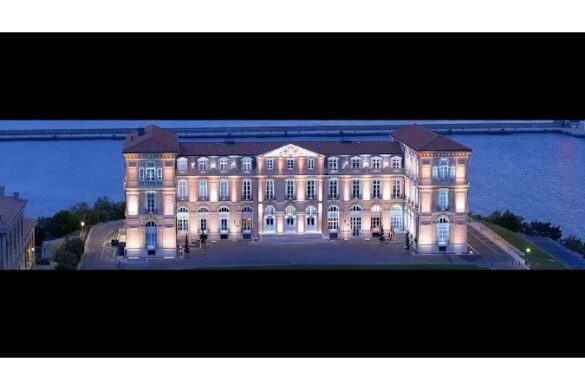 Palais Du Pharo - SillySuitcase