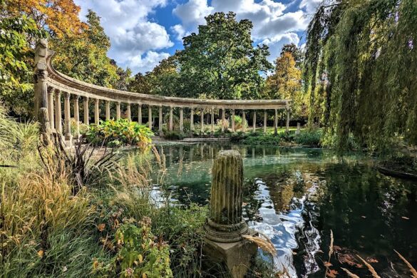 Parc Monceau - SillySuitcase