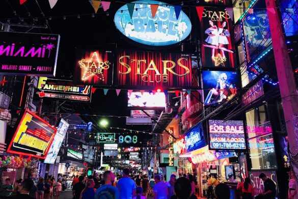 Pattaya Walking Street - SillySuitcase