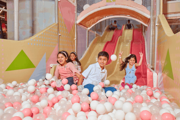 Play N Learn Oberoi Mall Mumbai - SillySuitcase