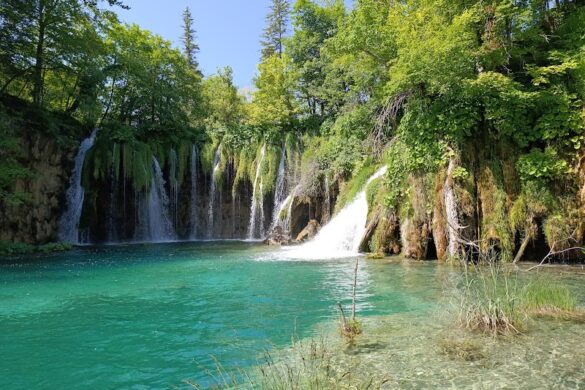 Plitvice Lakes National Park - SillySuitcase