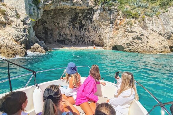 Private Boat Tour Dubrovnik Coastal Beauty - SillySuitcase