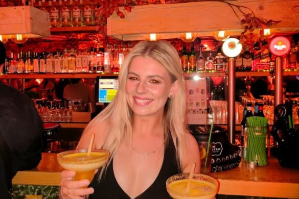 Pub Crawl Barcelona By E Volve - SillySuitcase