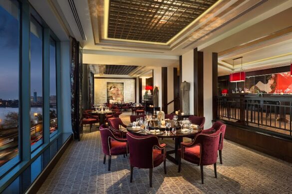 Saigon Restaurant Lounge - SillySuitcase