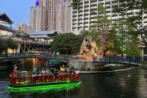 San Antonio River Walk - SillySuitcase