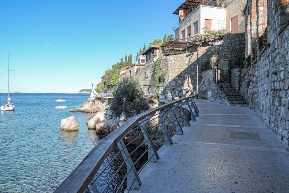 Setnica Walking Trail - SillySuitcase