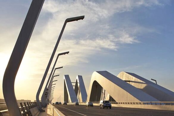 Sheikh Zayed Bridge - SillySuitcase