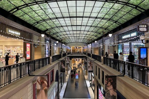 Shoppes At Parisian - SillySuitcase