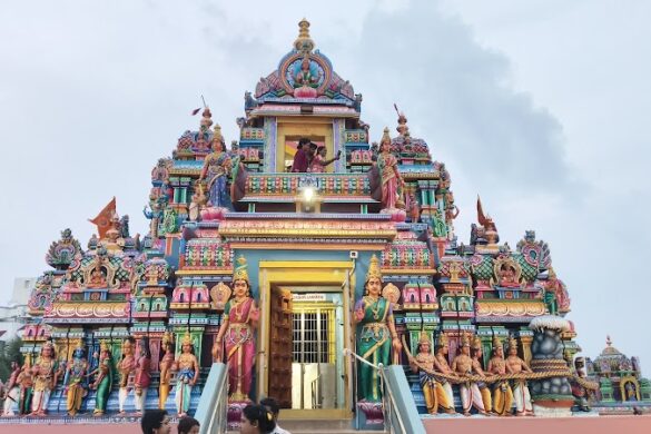 Shri Ashtalakshmi Temple - SillySuitcase