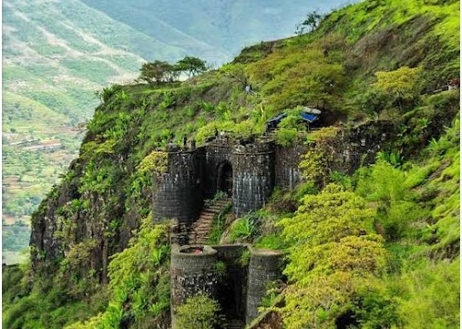 Sinhagad Fort - SillySuitcase