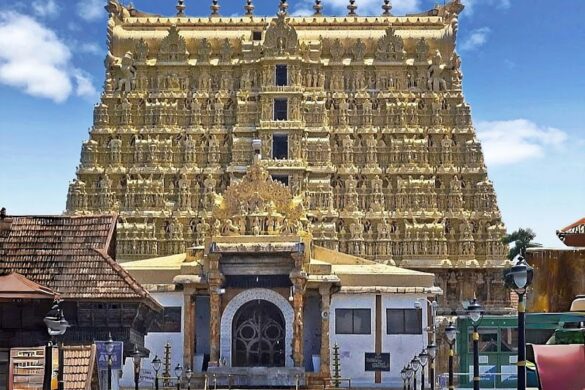 Sree Padmanabhaswamy Temple - SillySuitcase