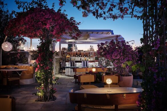 Sunken Watermelon Cocktail Bar Belvedere Mykonos - SillySuitcase