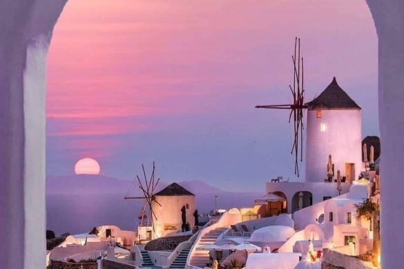 Sunset Of Santorini - SillySuitcase