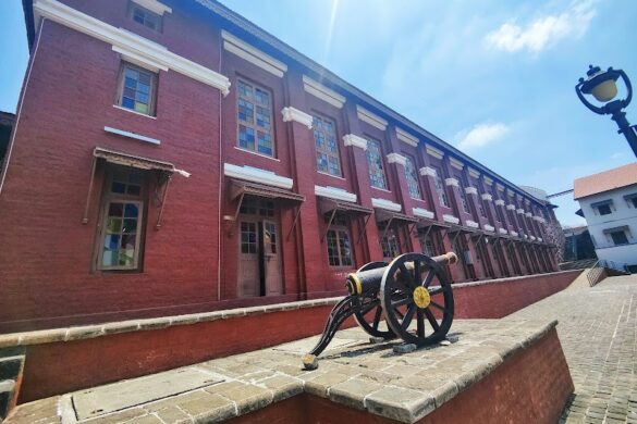 Surat Fort - SillySuitcase