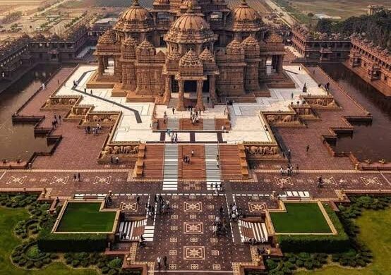 Swaminarayan Akshardham - SillySuitcase