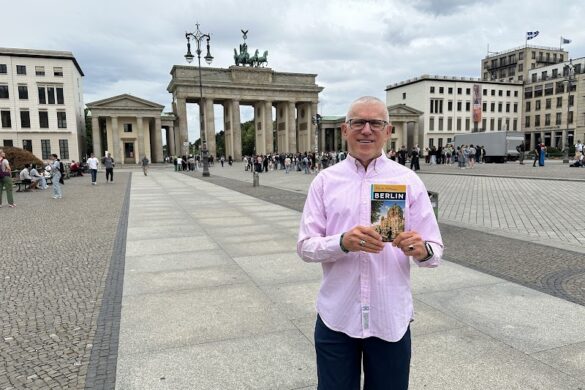 The Berlin Expert - SillySuitcase