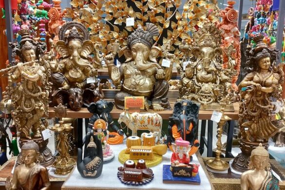 The Bombay Store Garuda Mall Bengaluru - SillySuitcase