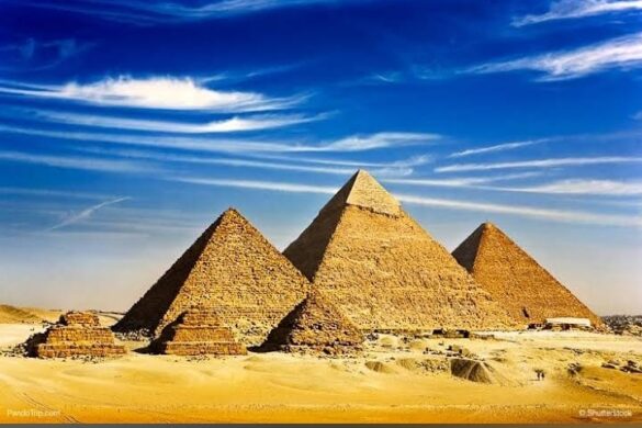 The Great Pyramid Of Giza - SillySuitcase