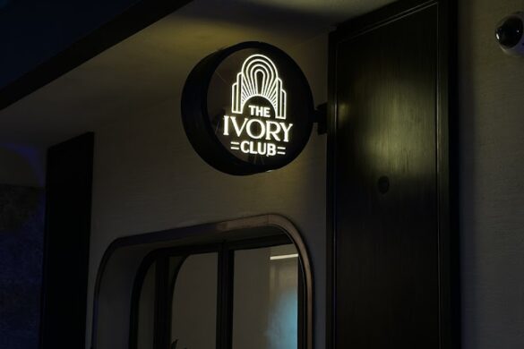 The Ivory Club - SillySuitcase