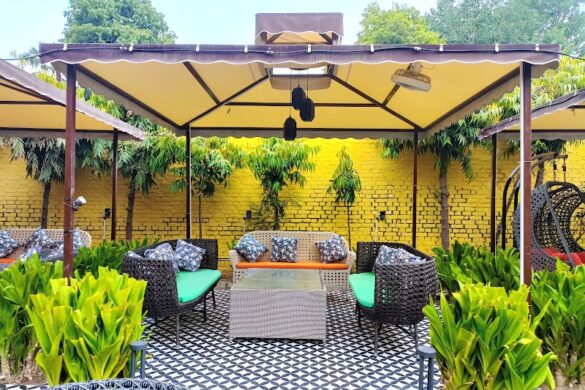 The Kohinoor Garden Bar Lounge - SillySuitcase