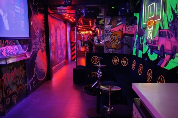 The Pubcrawl Company Madrid - SillySuitcase
