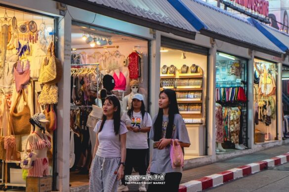 Thepprasit Night Market - SillySuitcase