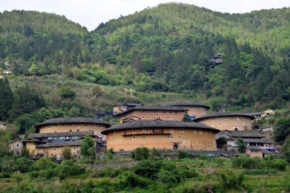 Tianluokeng Tulou Cluster - SillySuitcase