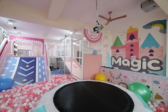 Tianna S Magic Castle - SillySuitcase