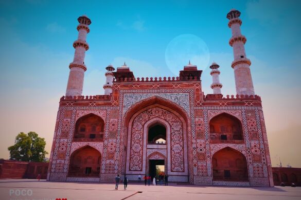 Tomb Of Akbar - SillySuitcase