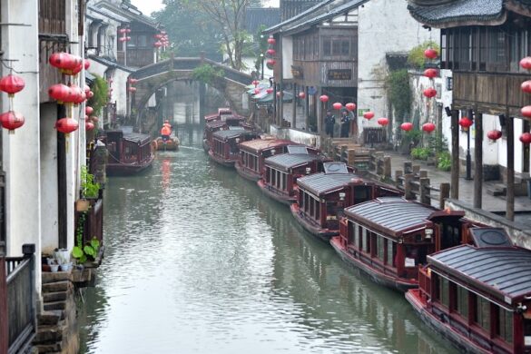 Tonggui Bridge - SillySuitcase