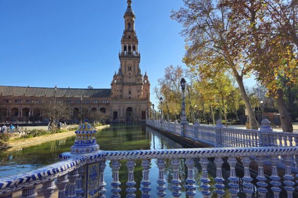 Torre Sur - SillySuitcase