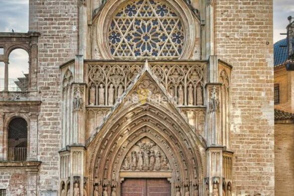 Valencia Cathedral - SillySuitcase