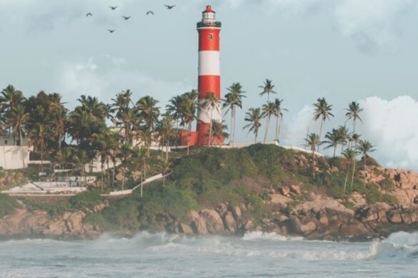 Vizhinjam Light House - SillySuitcase