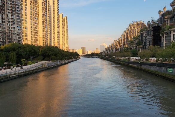 W Suzhou - SillySuitcase