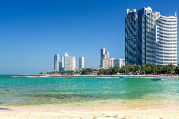 Wong Amat Beach - SillySuitcase