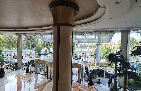 World Trade Plaza Hotel - SillySuitcase