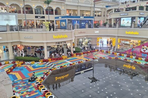 Xiamen Shangbai Outlet - SillySuitcase