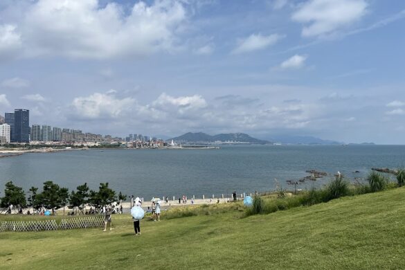 Xiaomaidao Park - SillySuitcase