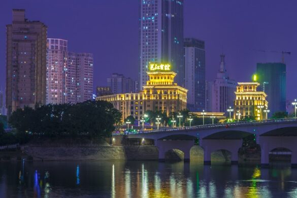 Yongjiang Hotel - SillySuitcase