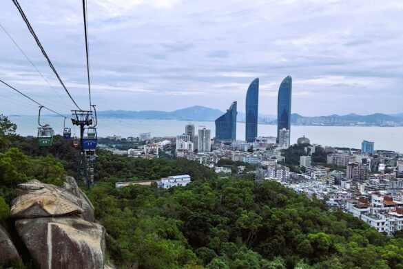 Zhonggu Cable Car - SillySuitcase
