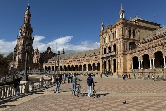 Zin In Sevilla - SillySuitcase